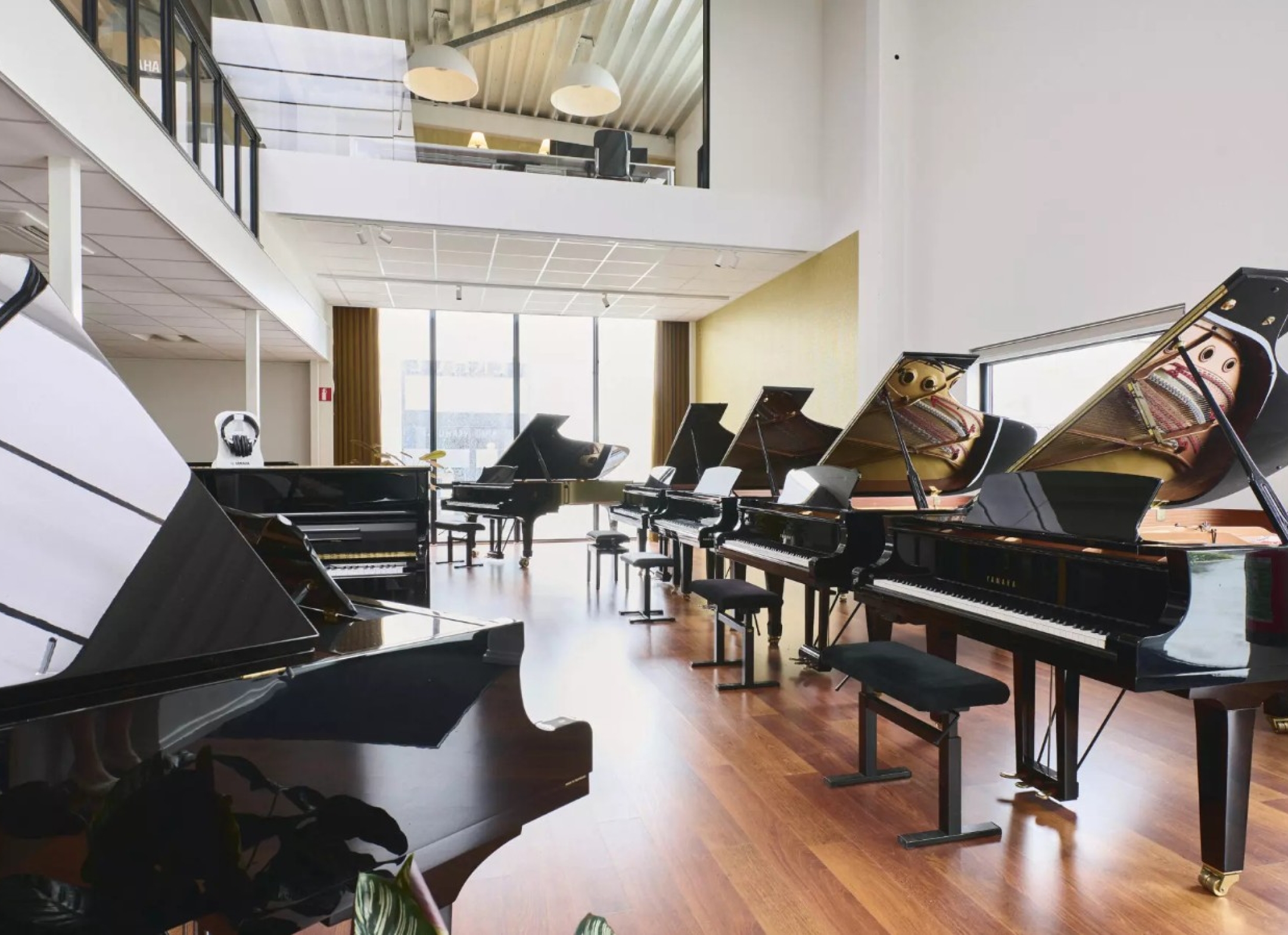 Toonzaal Piano's Verhulst in Poperinge
